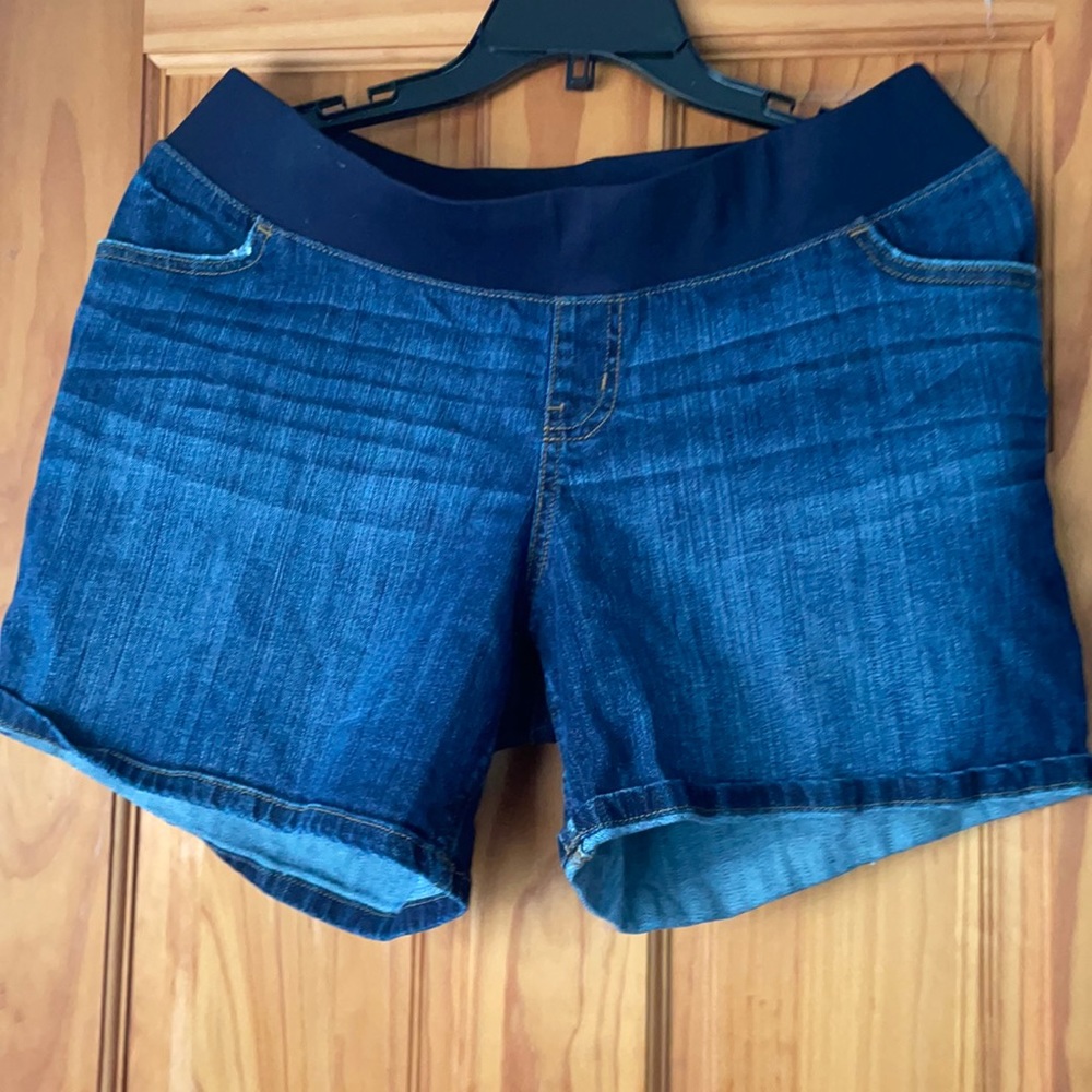 Liz Lange Maternity Jean shorts
